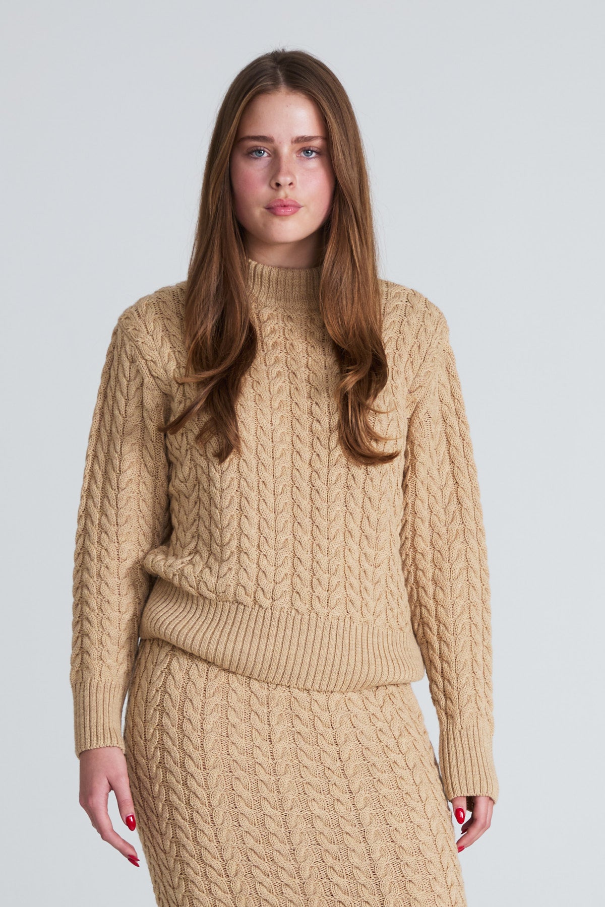 Cable-Knitted Women’s Sweater - Camel